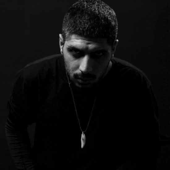 بیوگرافی رضا پیشرو خواننده مشهور + عکس و زندگی شخصی